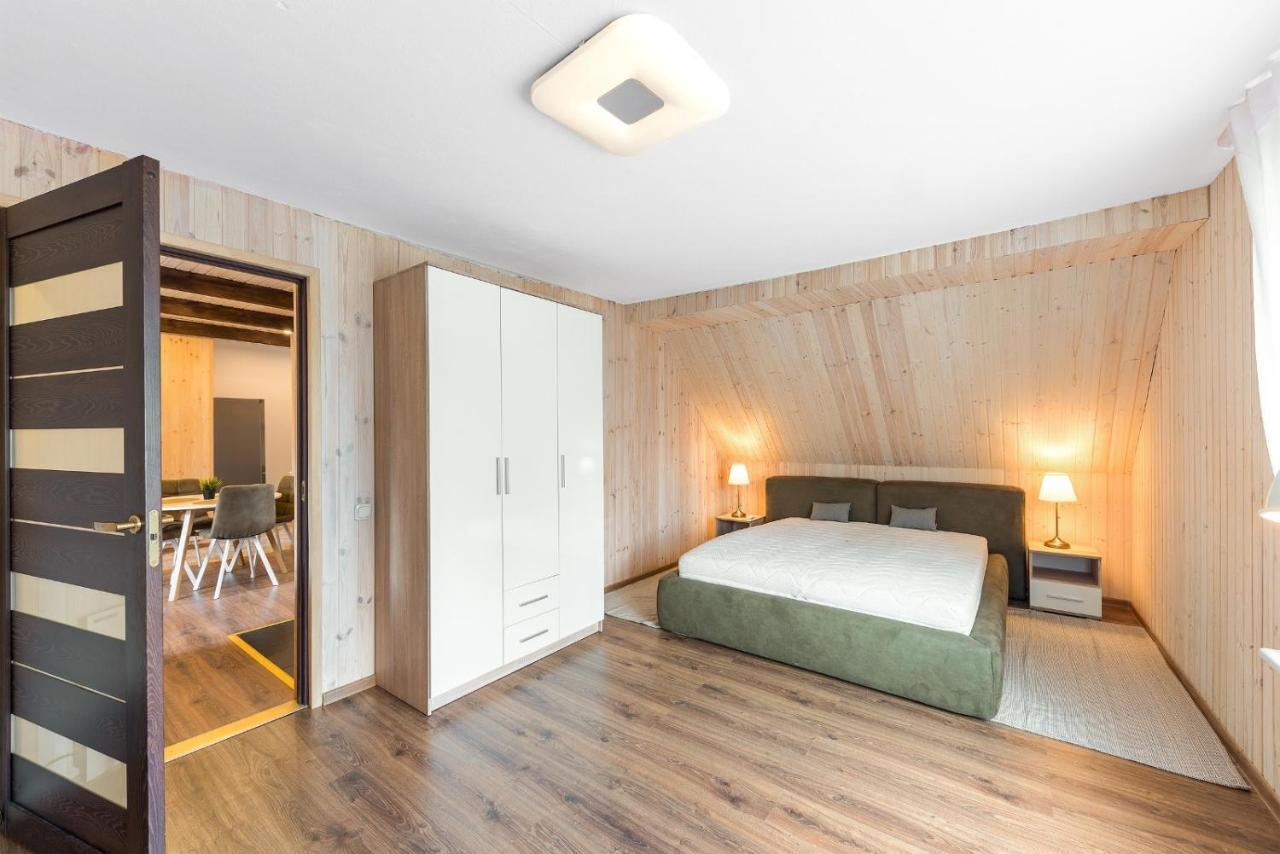 Shanghai Banzai Family Apartment Вильнюс Экстерьер фото